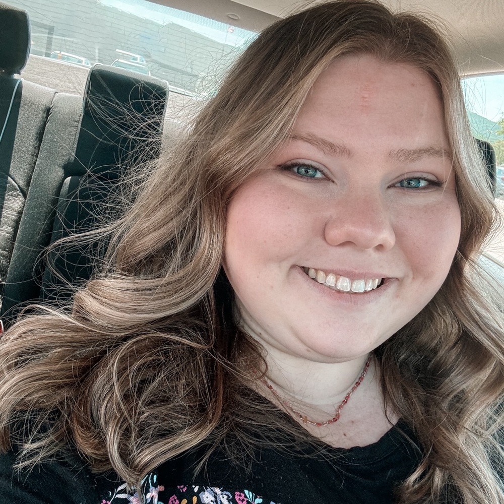 Meet your Posher, Ashlyn